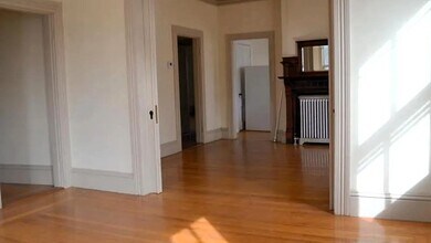 99 Governor St, Unit 2nd Floor in Providence, RI - Foto de edificio - Building Photo
