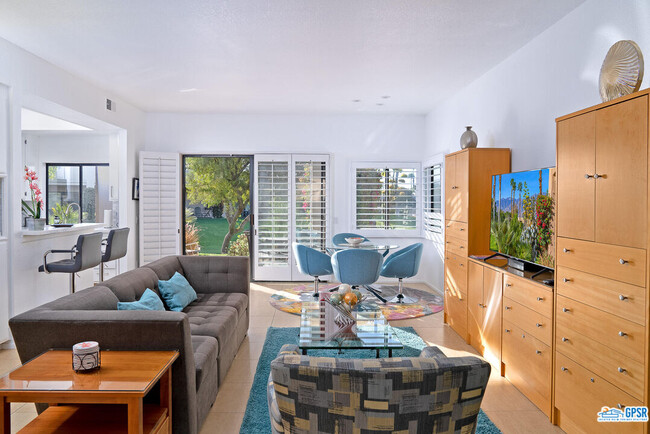 property at 67573 N Natoma Dr