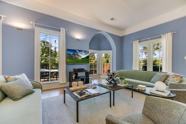 property at 2109 Nickerson St
