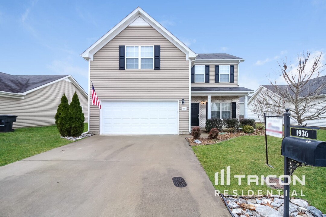 1936 Colyn Avenue in Murfreesboro, TN - Building Photo