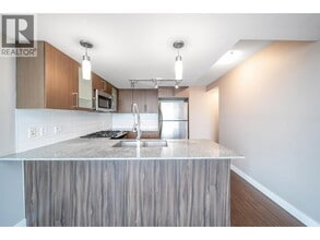 8068 Westminster Hwy in Richmond, BC - Building Photo - Building Photo