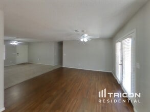 8931 W Cinnabar Ave in Peoria, AZ - Building Photo - Building Photo
