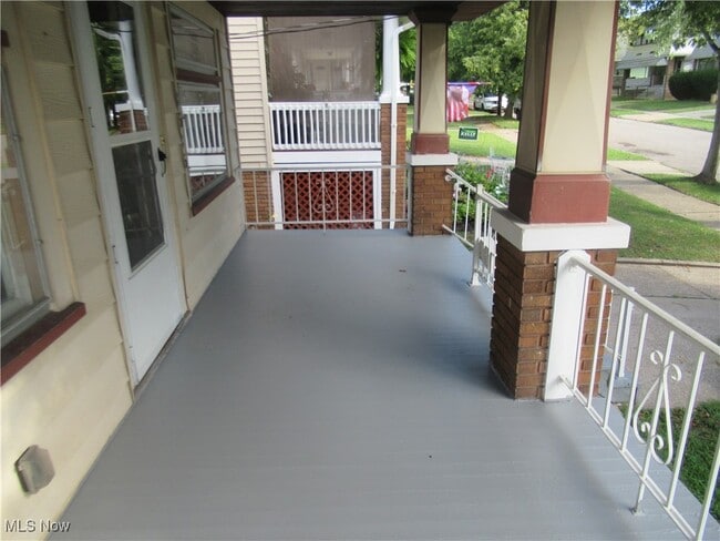 property at 3636 W 122nd St