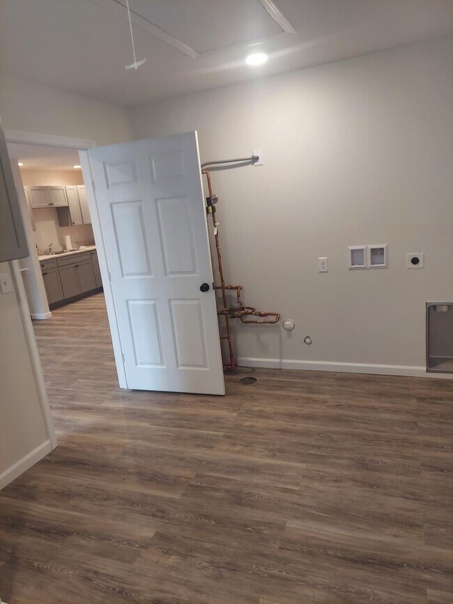 1313 Elm St, Unit 1313 Elm in Quincy, IL - Building Photo - Building Photo