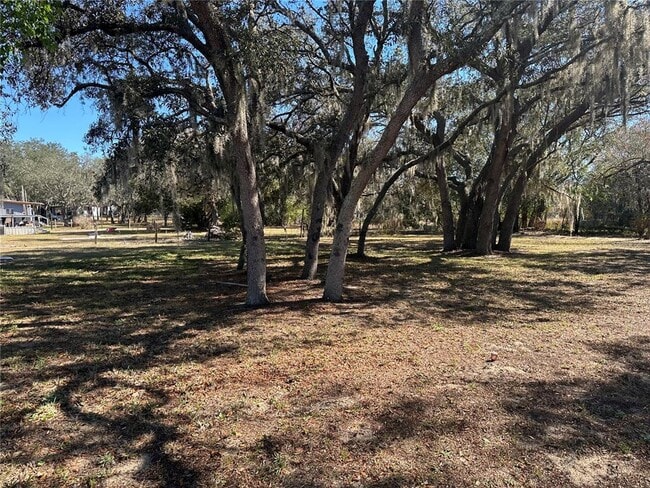 2674 Chuck Wagon Way in Lake Wales, FL - Building Photo - Building Photo