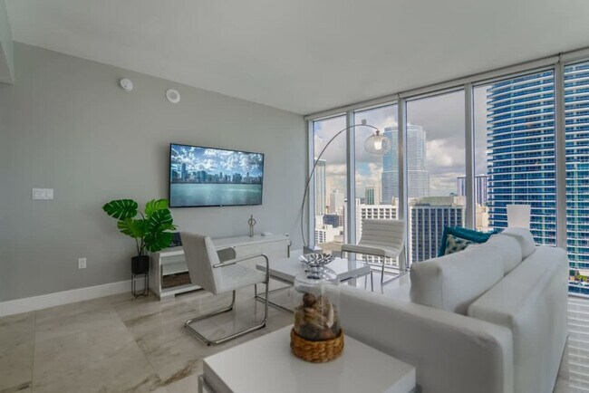 485 Brickell Ave in Miami, FL - Building Photo - Building Photo