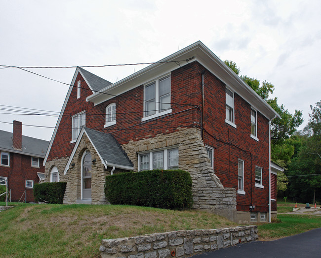 10924 Reading Rd in Cincinnati, OH - Foto de edificio - Building Photo