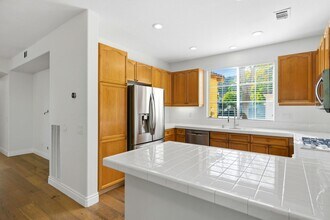 46 Vista Del Valle in Aliso Viejo, CA - Building Photo - Building Photo