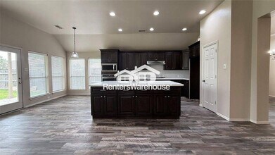 13615 Evening Wind Dr in Pearland, TX - Foto de edificio - Building Photo