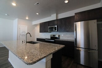 589 S Quillan Pl in Kennewick, WA - Building Photo - Building Photo