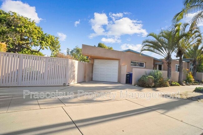 929 Olive Ave in Coronado, CA - Building Photo - Building Photo