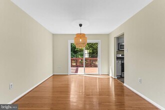 7219 Bona Vista Ct in Springfield, VA - Building Photo - Building Photo