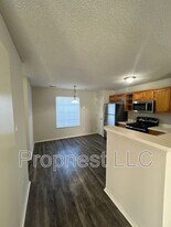 801 Barrington Woods Cove in Southaven, MS - Building Photo
