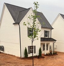 676 Cottage Grove Dr in Oxford, MS - Building Photo - Building Photo