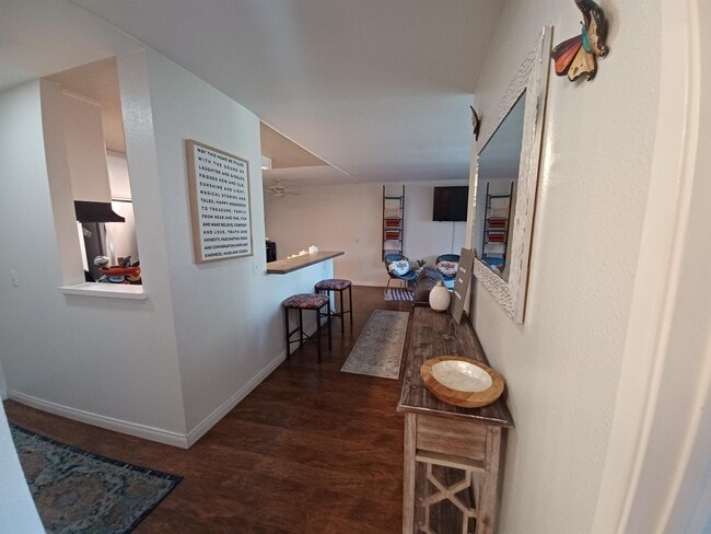 10325 Caminito Cuervo in San Diego, CA - Building Photo - Building Photo