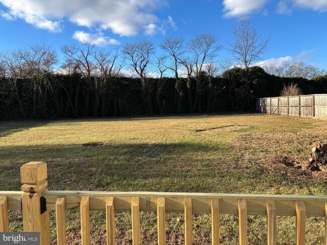 2614 Armada St, Unit 709 in Herndon, VA - Building Photo - Building Photo