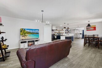 9128 Diana Dr in El Paso, TX - Building Photo - Building Photo