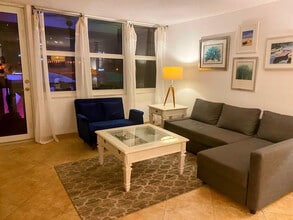 305 N Pompano Beach Blvd in Pompano Beach, FL - Foto de edificio - Building Photo