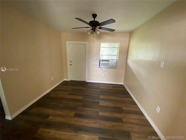 26501 SW 137th Ave-Unit -2 in Homestead, FL - Building Photo - Building Photo
