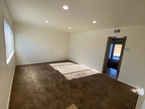 3296 Buena Hills Dr in Oceanside, CA - Building Photo - Building Photo