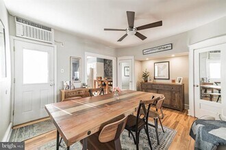 657 Gerhard in Philadelphia, PA - Foto de edificio - Building Photo