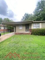 3023 Clearbrook St in Memphis, TN - Building Photo