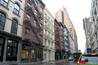 Luxury New Development in New York, NY - Foto de edificio - Building Photo