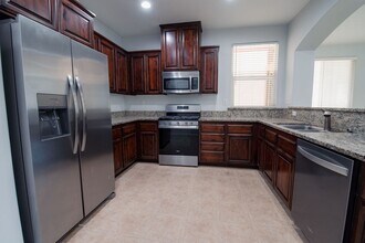 4236 Natomas Central Dr in Sacramento, CA - Building Photo - Building Photo