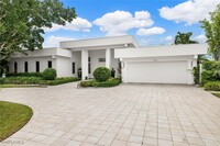 2261 Trout Ct in Naples, FL - Building Photo - Building Photo