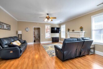 3200 Mayflower Ln in Sumter, SC - Building Photo - Building Photo