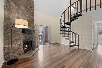 6385 Oak St in Arvada, CO - Building Photo - Building Photo