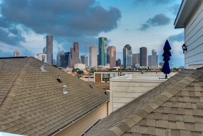 1506 Johnson St in Houston, TX - Building Photo - Building Photo