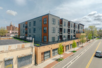 Iman Crossing in Cambridge, MA - Foto de edificio - Building Photo