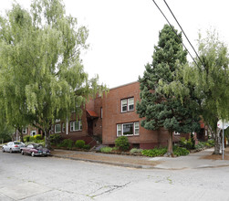 Burrell Heights in Portland, OR - Building Photo - Building Photo