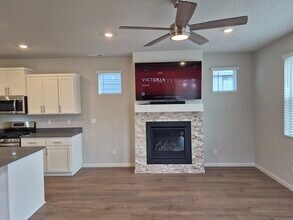 31741 NW Blake Terr in North Plains, OR - Building Photo - Building Photo