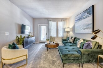 The Napier in Daytona Beach, FL - Building Photo - Building Photo