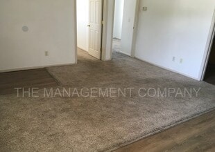 210 Monroe St W, Unit B in Kimberly, ID - Building Photo - Building Photo