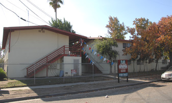 Vassar Gardens Apartamentos