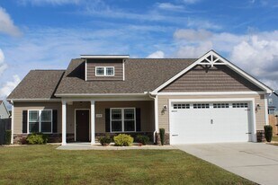 228 Planters Ridge Dr in Pikeville, NC - Building Photo