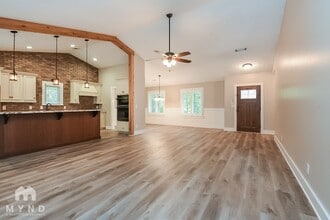 1902 Grant Ln in Woodstock, GA - Building Photo - Building Photo