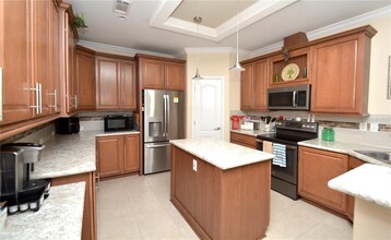 602 Carefree St in Venice, FL - Foto de edificio - Building Photo