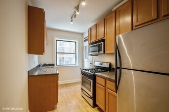 3509 N Racine Ave in Chicago, IL - Building Photo - Building Photo