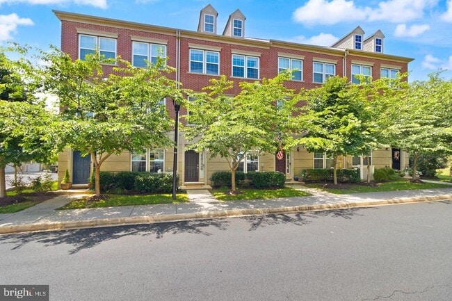 property at 16013 Haygrath Pl