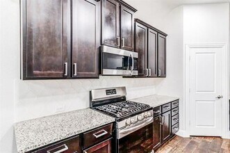 11324 Blaze St in Aubrey, TX - Building Photo - Building Photo