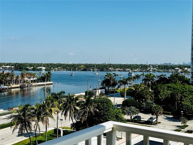 property at 1401 S Ocean Dr