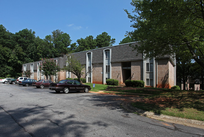 Brittany Place in Decatur, GA - Foto de edificio - Building Photo