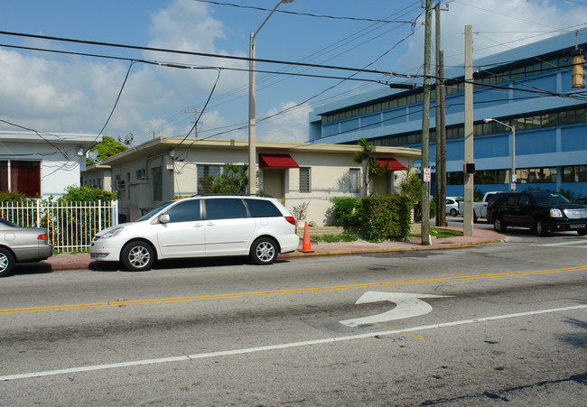 700 77th St in Miami Beach, FL - Building Photo - Building Photo