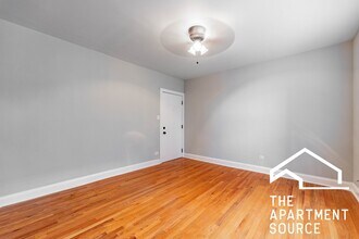 612 W Patterson Ave, Unit 708 in Chicago, IL - Building Photo - Building Photo