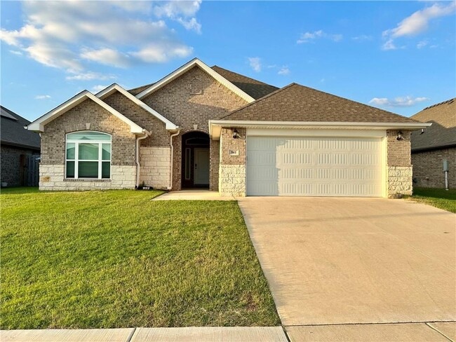 property at 941 Sundance Ln