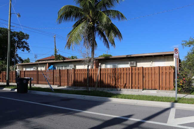 2801 Georgia Ave in West Palm Beach, FL - Foto de edificio - Building Photo